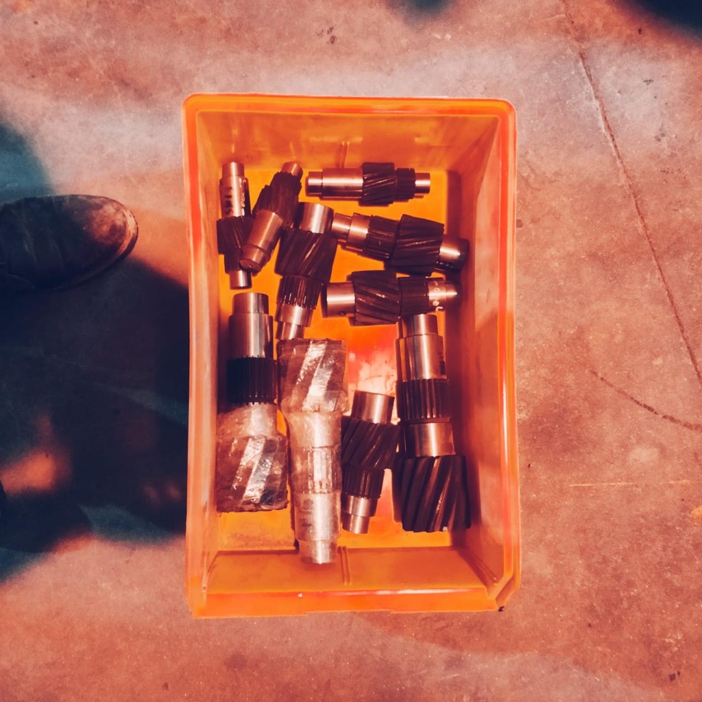 Batch of Helical Pinion Shafts